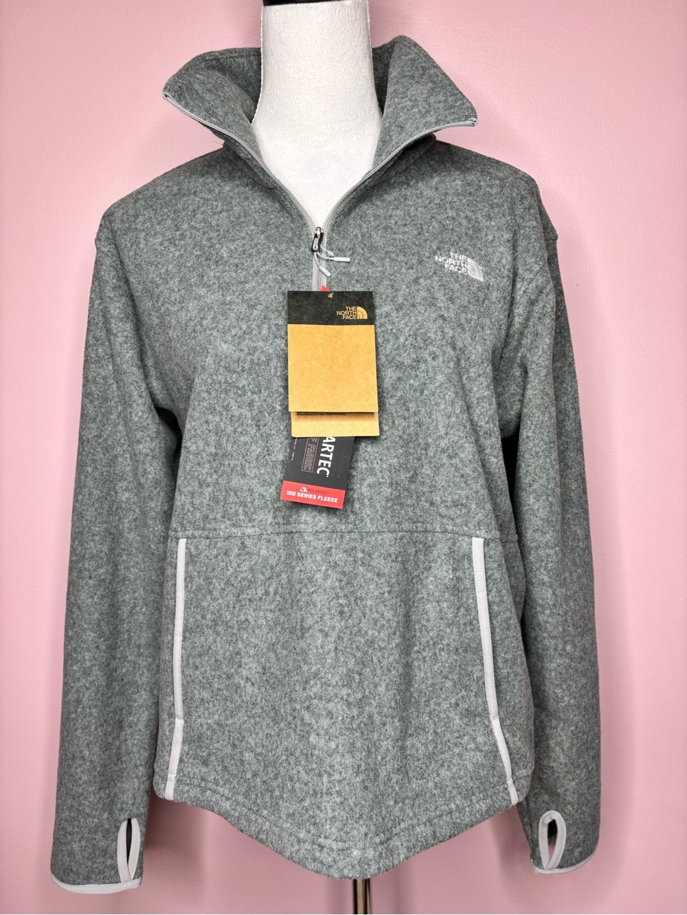 The North Face NWT women’s gray fleece pullover size large